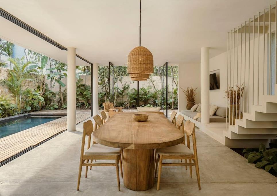 Casa Areca, Awarded Architectural Villa Located In A Secured Gated Community, With Concierge Services تولوم المظهر الخارجي الصورة