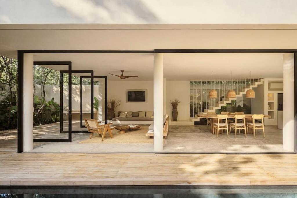 Casa Areca, Awarded Architectural Villa Located In A Secured Gated Community, With Concierge Services تولوم المظهر الخارجي الصورة