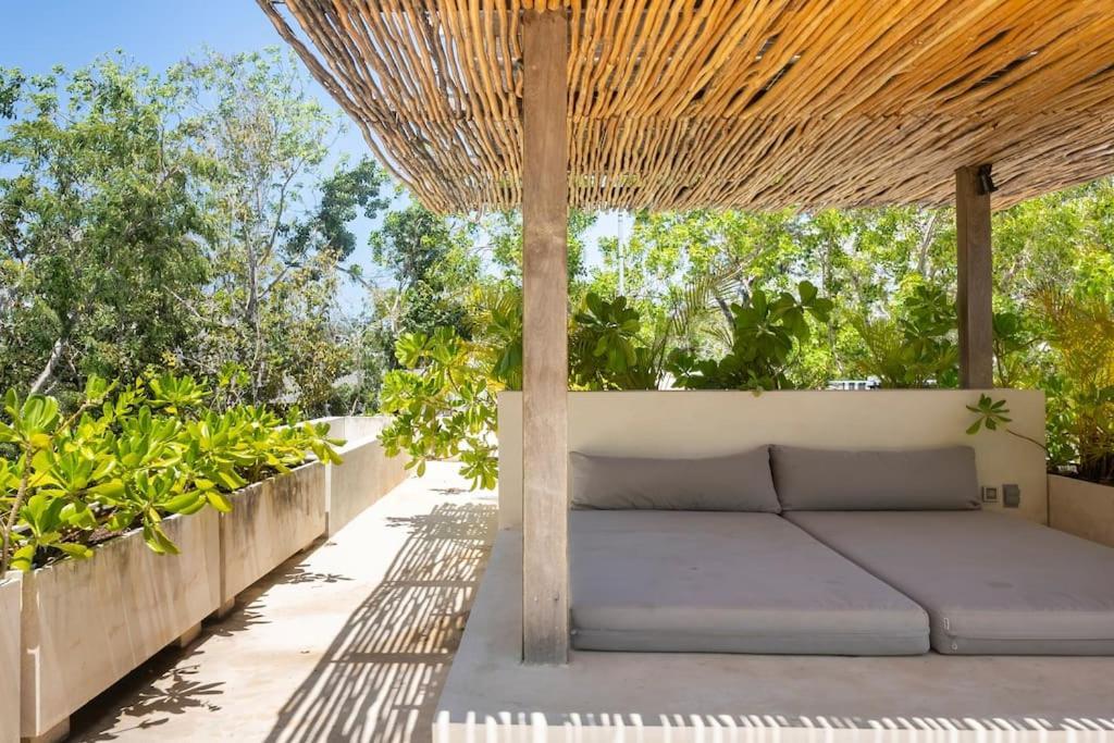 Casa Areca, Awarded Architectural Villa Located In A Secured Gated Community, With Concierge Services تولوم المظهر الخارجي الصورة